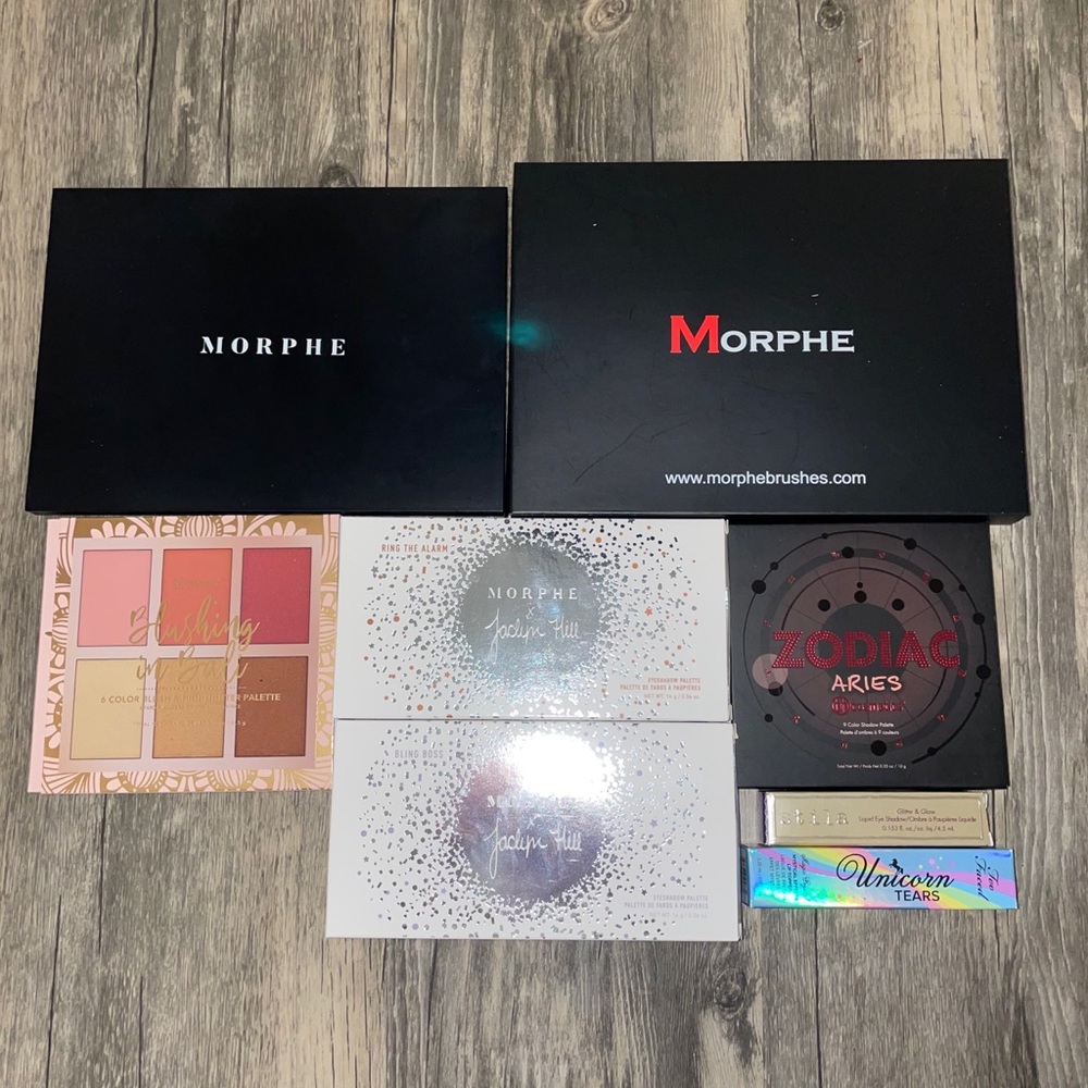 Eyeshadow and Face Palette bundle